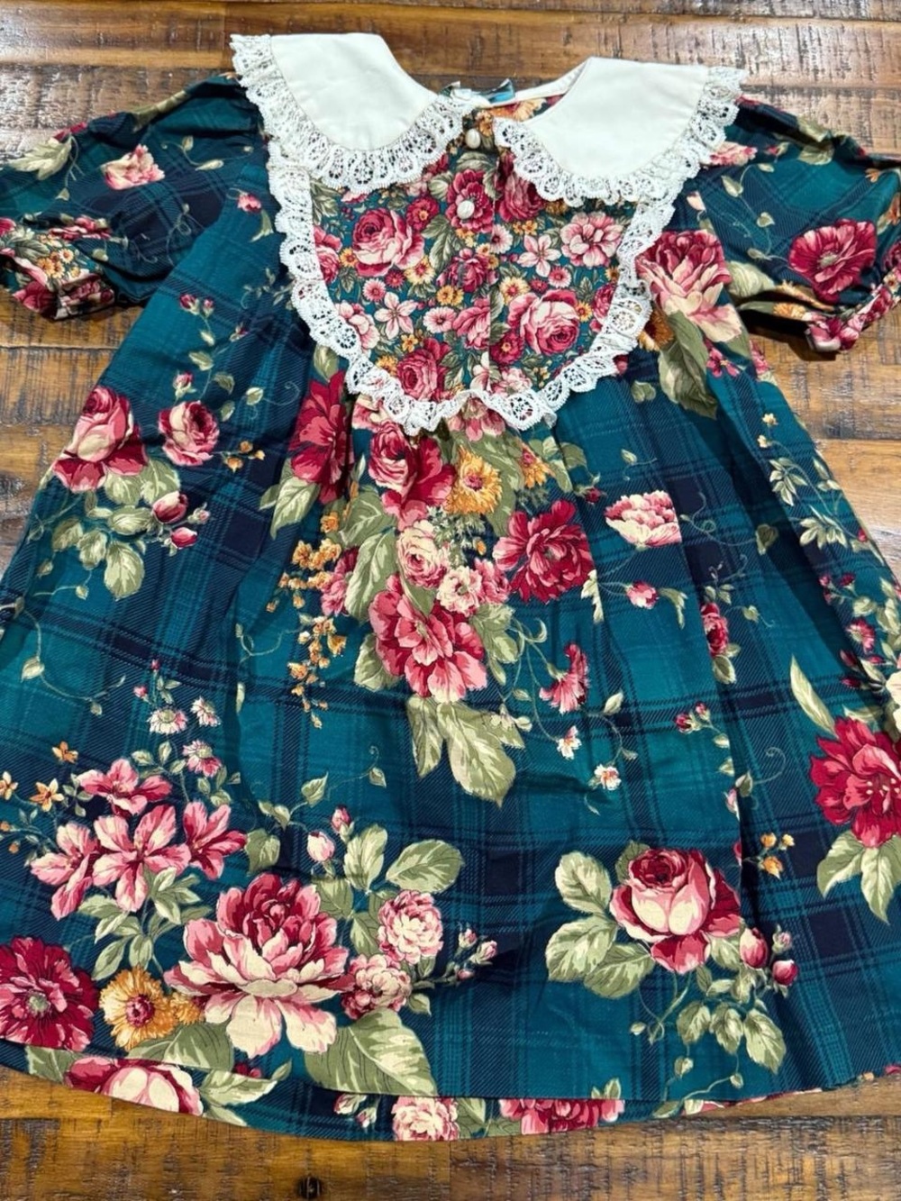 WONDERLAND Teal Floral Dress with White Lace Collar